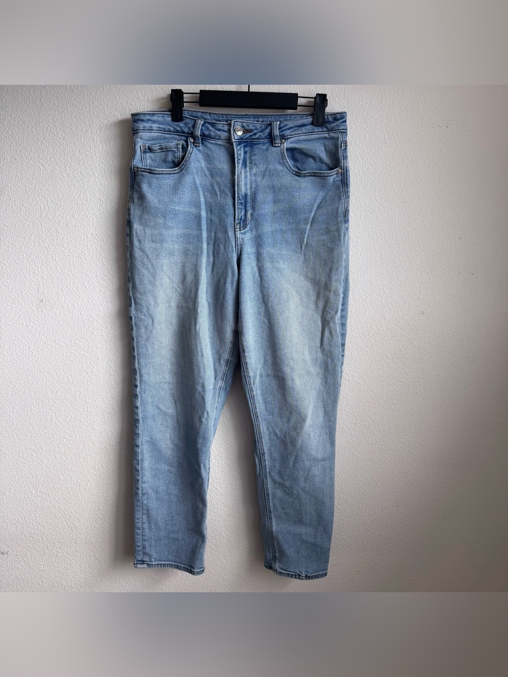 American Eagle stretch mom jean light blue denim pants size 12